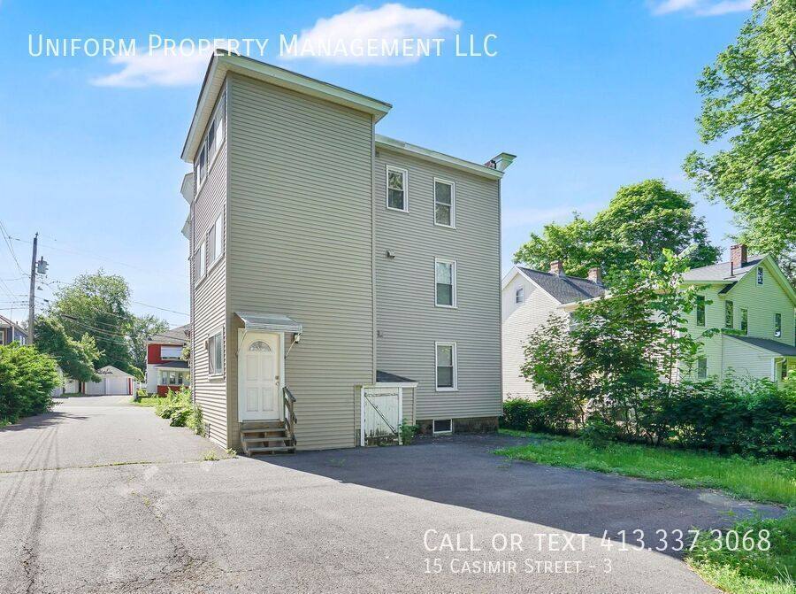 Apartment for rent at 15 Casimir St #3, Westfield, MA 01085