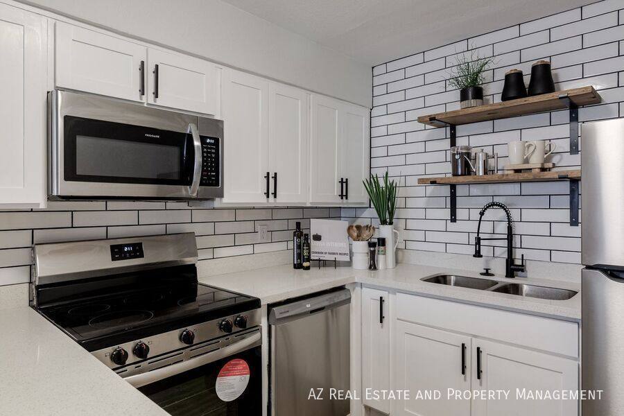 Apartment for rent at 1615 N 51st St #4, Phoenix, AZ 85008