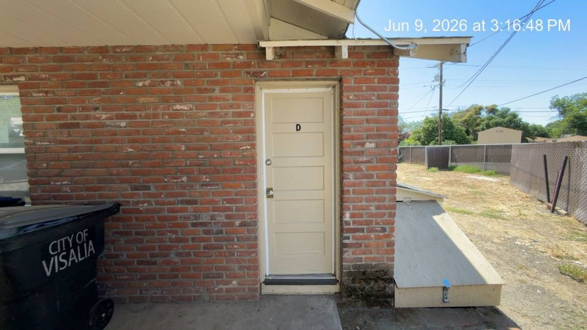 Apartment for rent at 1205 N Willis St, Visalia, CA 93291