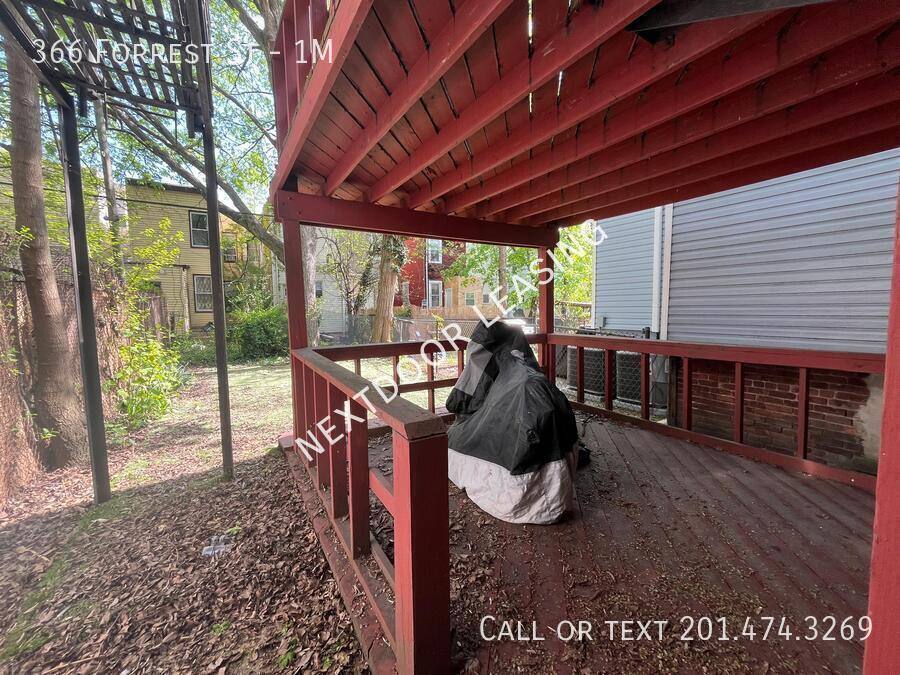 Apartment for rent at 366 Forrest St #1M, Jersey City, NJ 07304