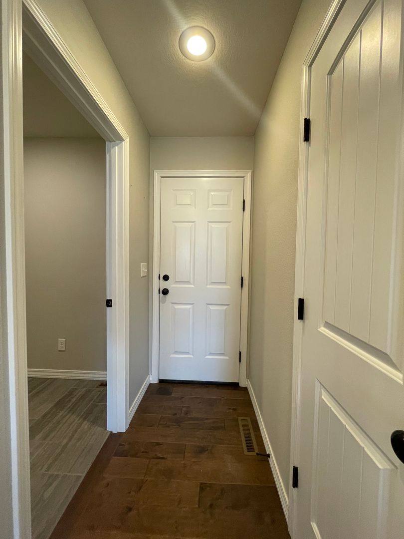 House for rent at 696 N Montego St, Nixa, MO 65714