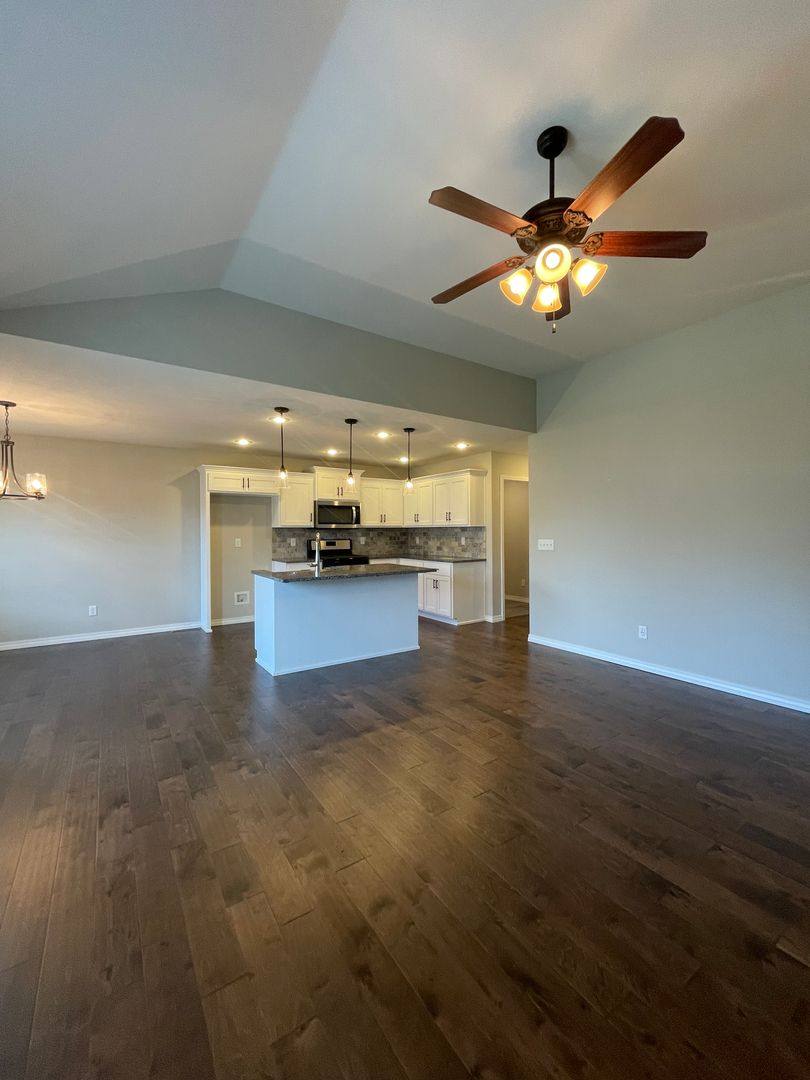 House for rent at 696 N Montego St, Nixa, MO 65714