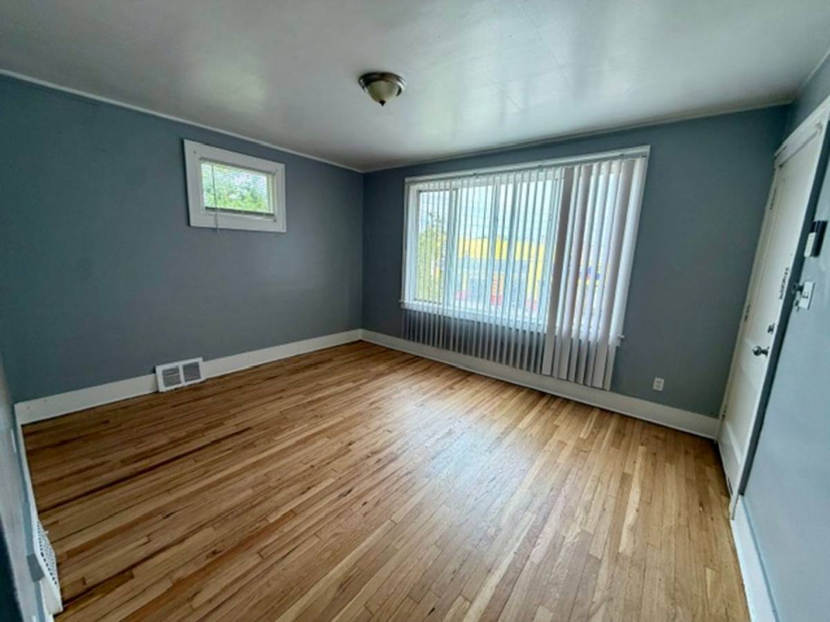 Apartment for rent at 14030 Faircrest, Detroit, MI 48205