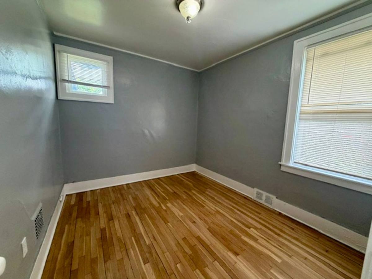 Apartment for rent at 14030 Faircrest, Detroit, MI 48205