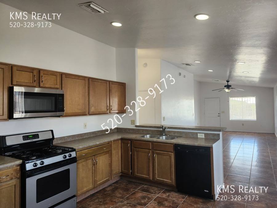 House for rent at 150 W 34th St, Tucson, AZ 85713