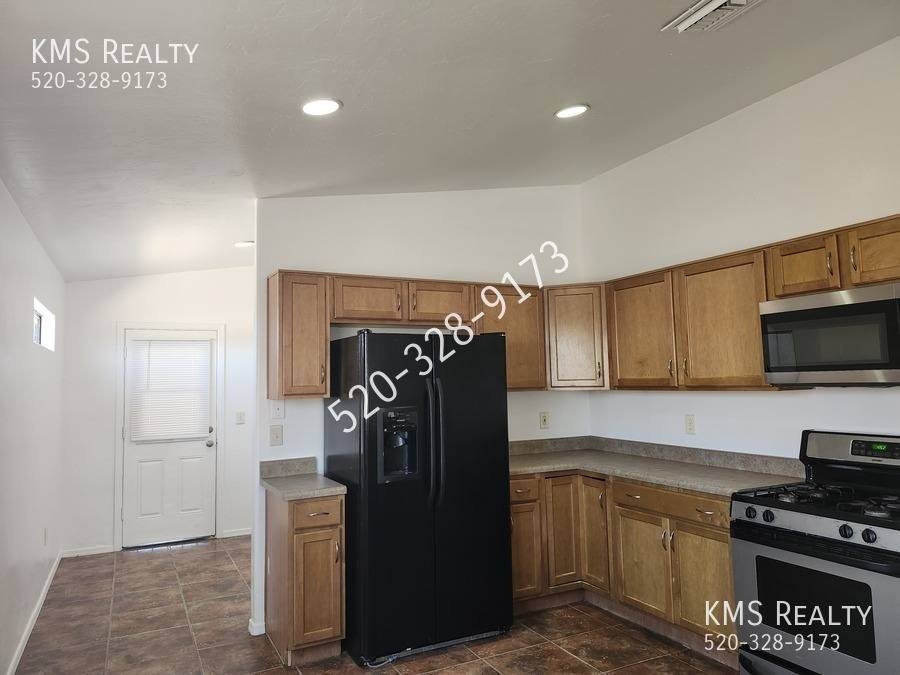 House for rent at 150 W 34th St, Tucson, AZ 85713