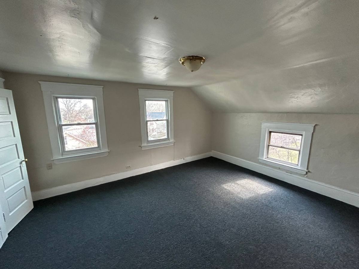 Apartment for rent at 3614 E 46th St, Cleveland, OH 44105