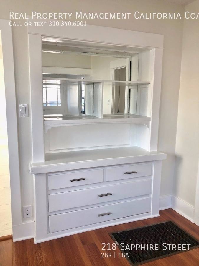 House for rent at 218 Sapphire St, Redondo Beach, CA 90277
