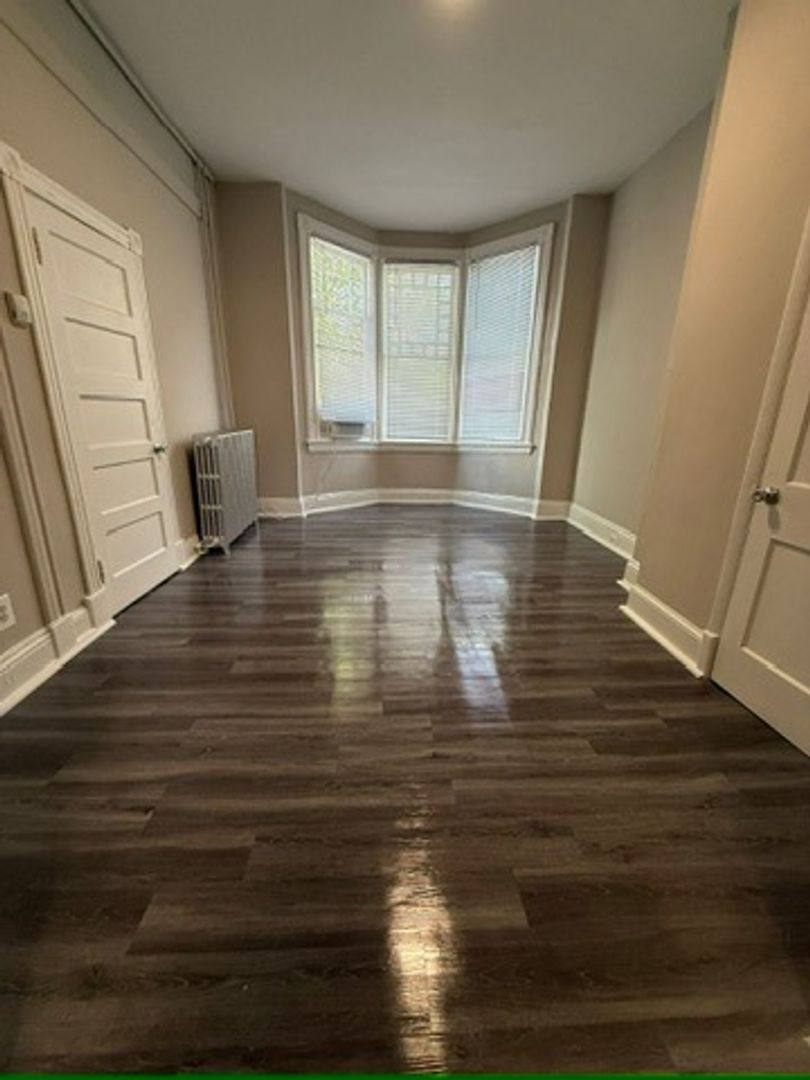 Apartment for rent at 1408 P St NW, Washington, DC 20005