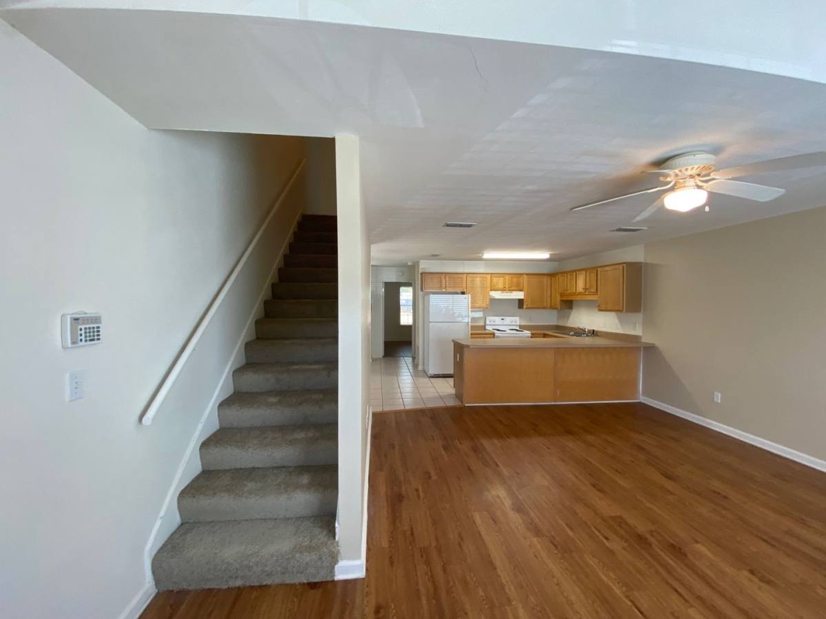 Apartment for rent at 2210 Mission Rd, Tallahassee, FL 32304