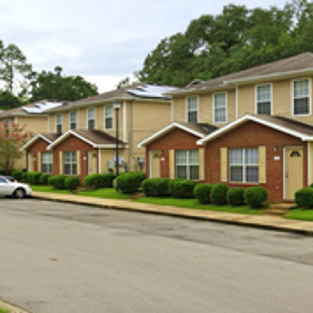 Apartment for rent at 2210 Mission Rd, Tallahassee, FL 32304