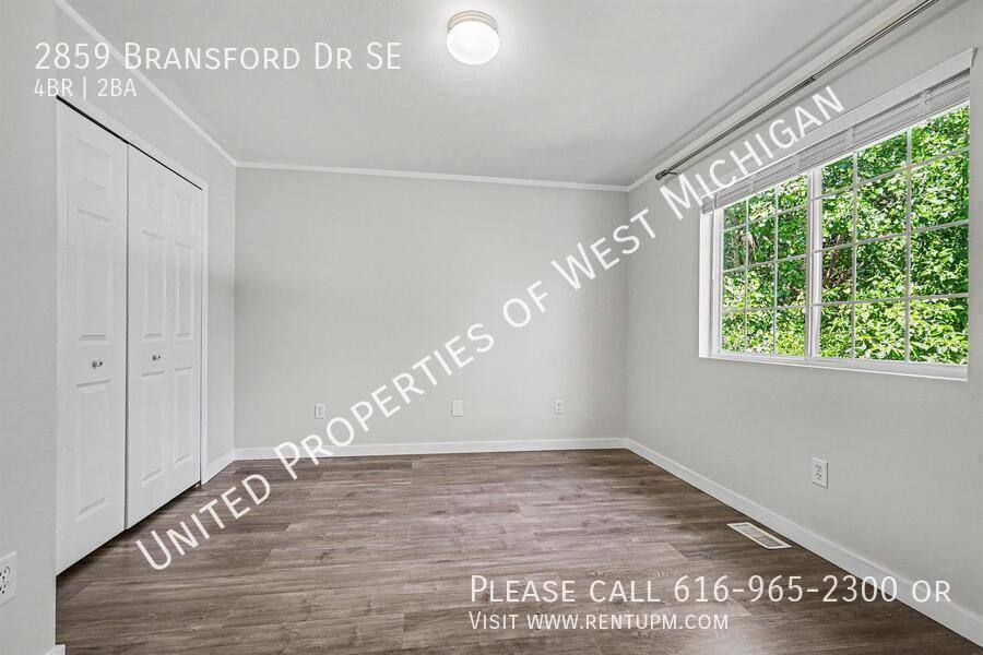 House for rent at 2859 Bransford Dr SE, Grand Rapids, MI 49512