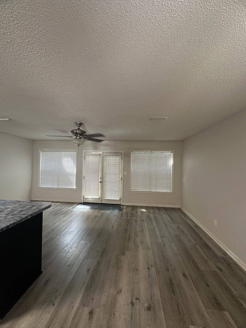 Townhouse for rent at 408 Sandy Oak, Enterprise, AL 36330