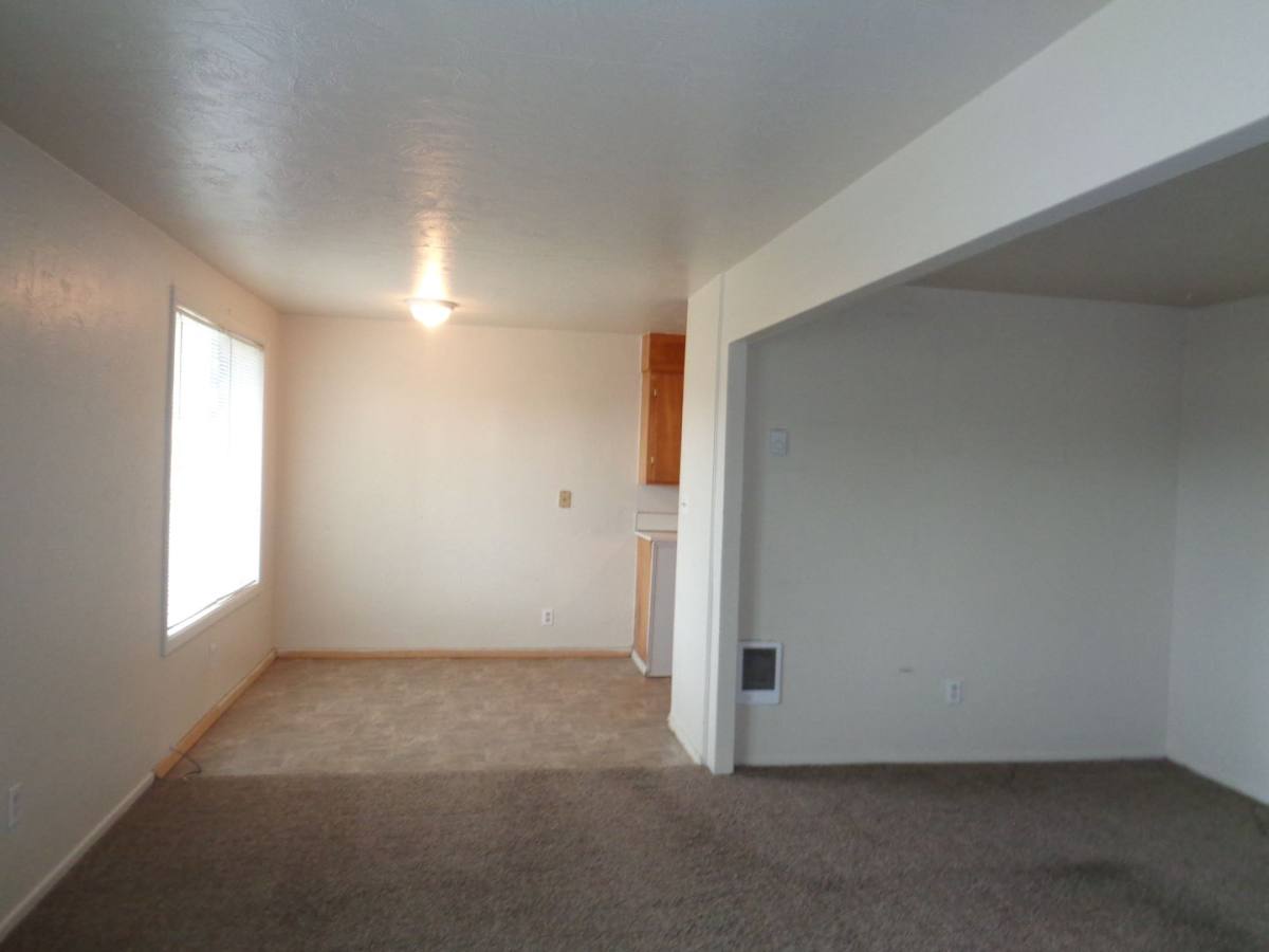 Apartment for rent at 55 E' St, Lebanon, OR 97355