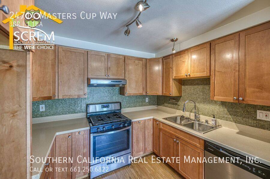 Townhouse for rent at 24714 Masters Cup Way, Valencia, CA 91355
