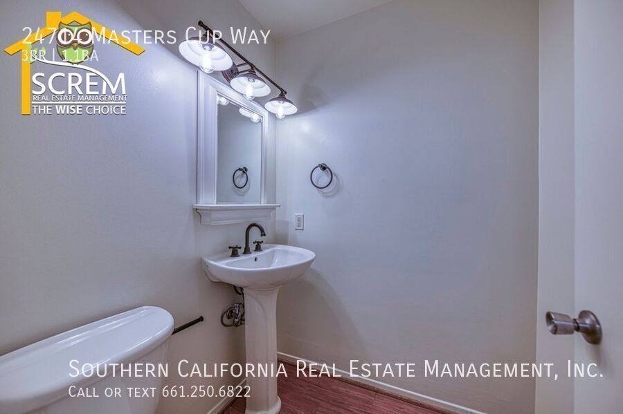 Townhouse for rent at 24714 Masters Cup Way, Valencia, CA 91355