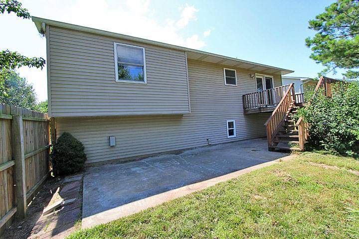 House for rent at 1954 Longview Dr, Cape Girardeau, MO 63701