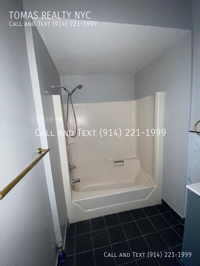 Apartment for rent at 22 Upper Croton Ave 2 #2, Ossining, NY 10562