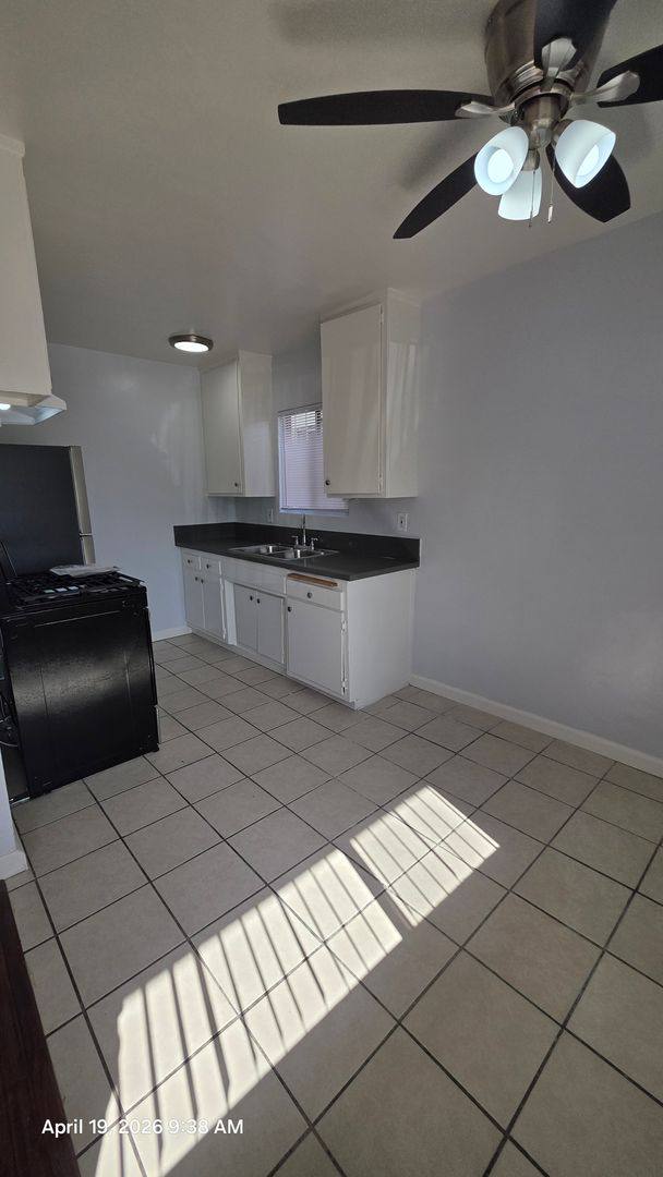 Apartment for rent at 1033 W 253rd St, Harbor City, CA 90710
