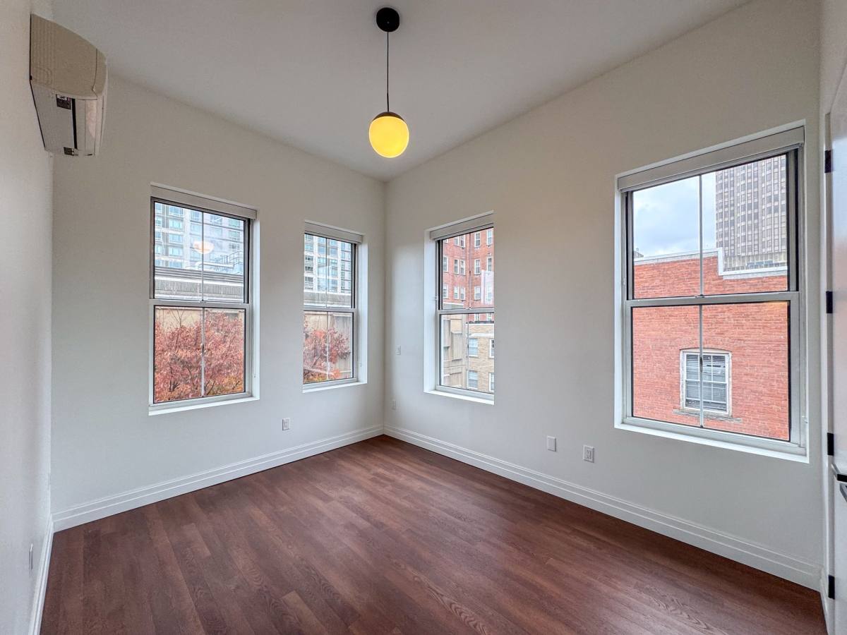 Apartment for rent at 105 Court St, New Haven, CT 06510