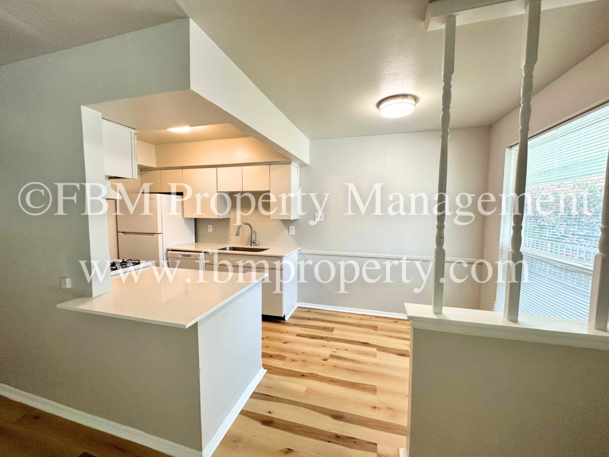 Apartment for rent at 518 N Rogers St, Waxahachie, TX 75165