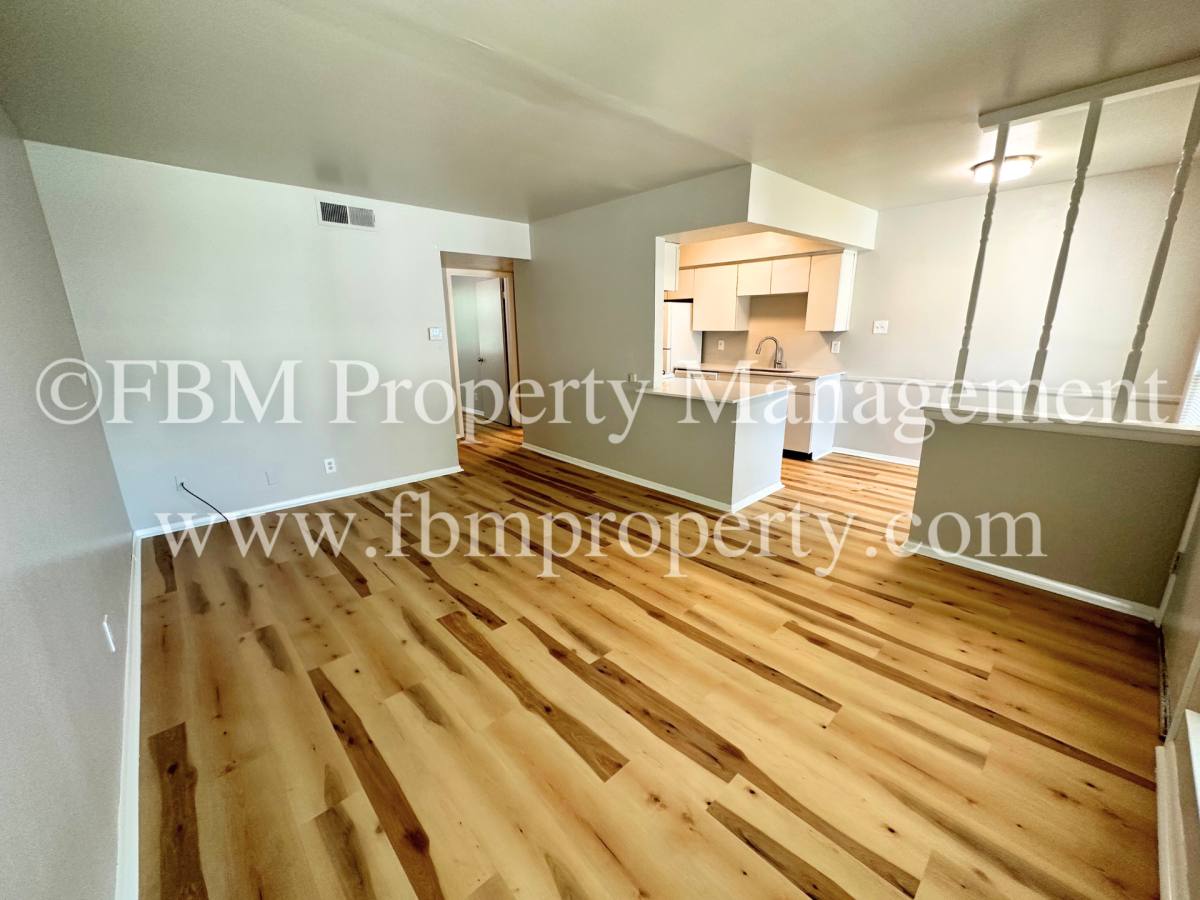 Apartment for rent at 518 N Rogers St, Waxahachie, TX 75165