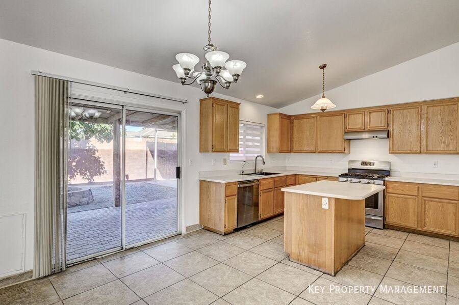 House for rent at 2808 Glen Aulin St, Las Vegas, NV 89108