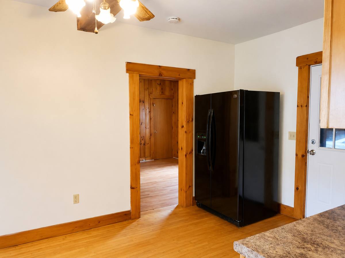 Apartment for rent at 332 Wallingford Ave, Athol, MA 01331
