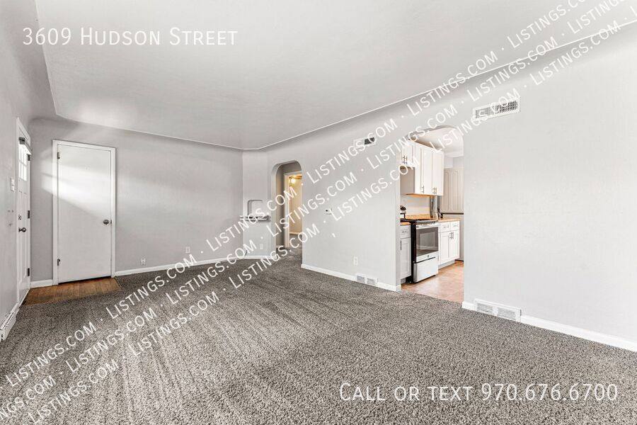 Townhouse for rent at 3609 Hudson St, Denver, CO 80207