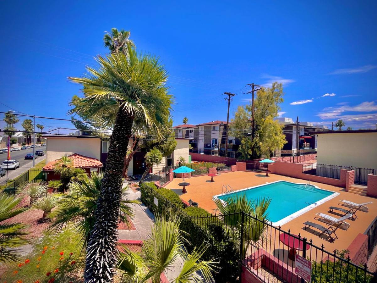 Apartment for rent at 1025 Sierra Vista Dr, Las Vegas, NV 89169