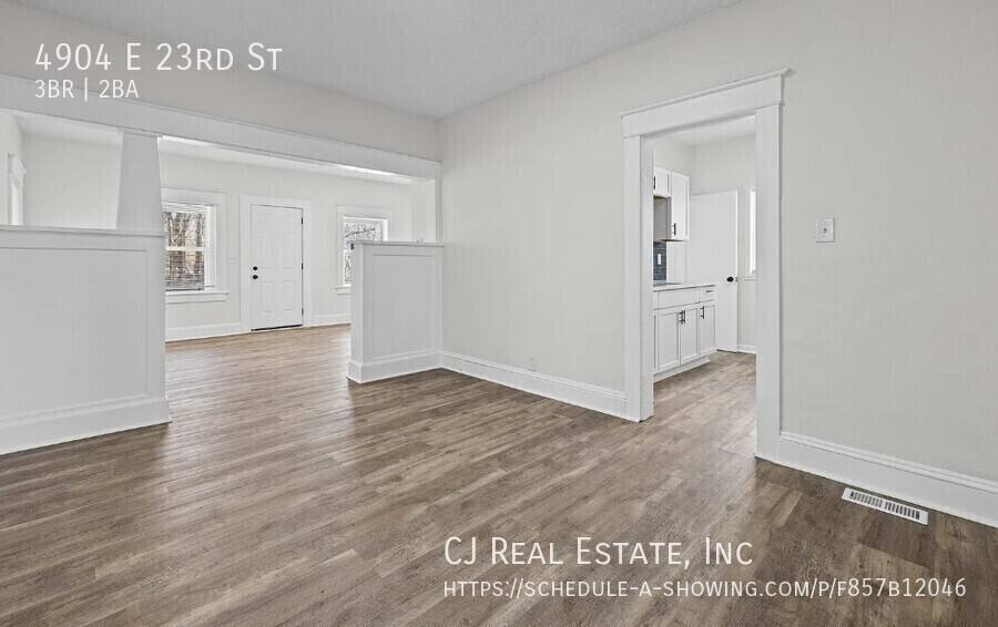 House for rent at 4904 E 23rd St, Kansas City, MO 64127