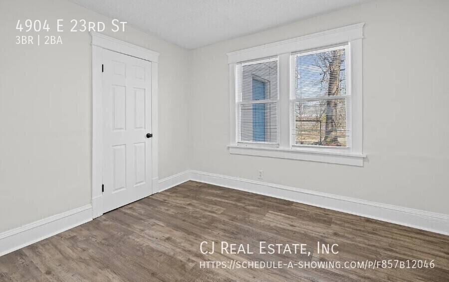 House for rent at 4904 E 23rd St, Kansas City, MO 64127