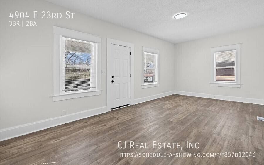 House for rent at 4904 E 23rd St, Kansas City, MO 64127