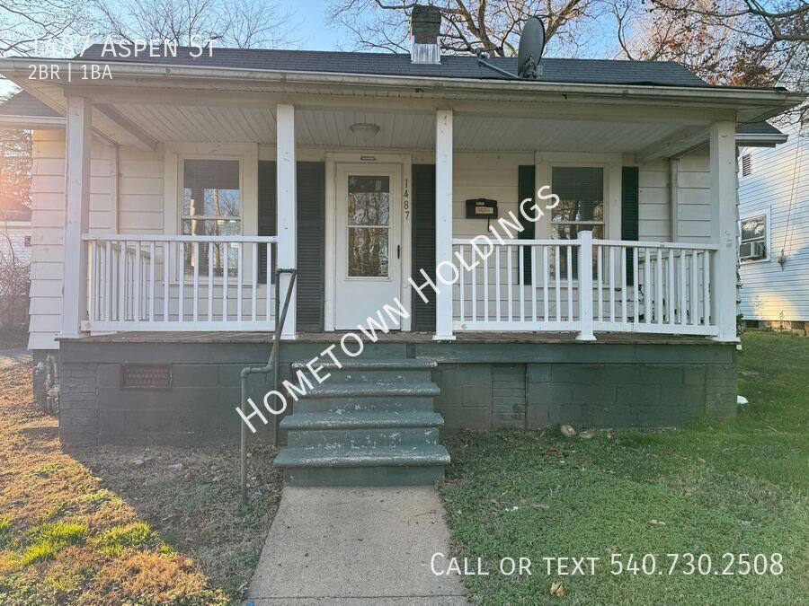 House for rent at 1487 Aspen St, Danville, VA 24540