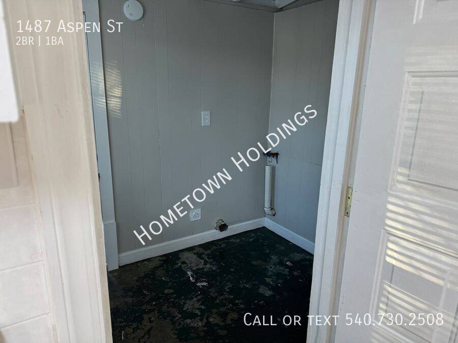 House for rent at 1487 Aspen St, Danville, VA 24540