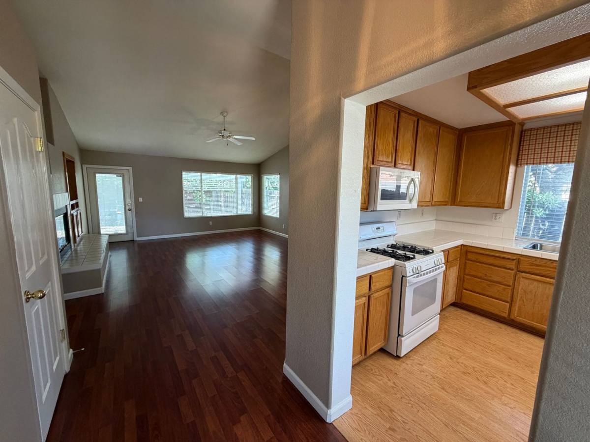 House for rent at 6400 Silver Hawk Way, Elk Grove, CA 95758