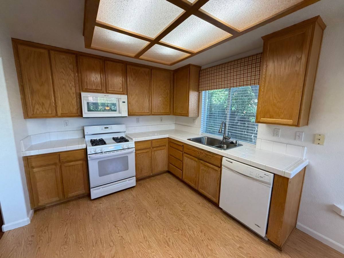 House for rent at 6400 Silver Hawk Way, Elk Grove, CA 95758