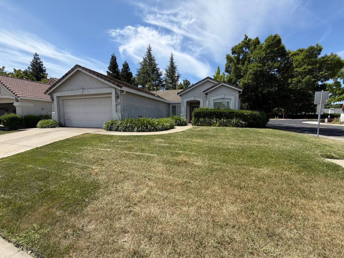 House for rent at 6400 Silver Hawk Way, Elk Grove, CA 95758