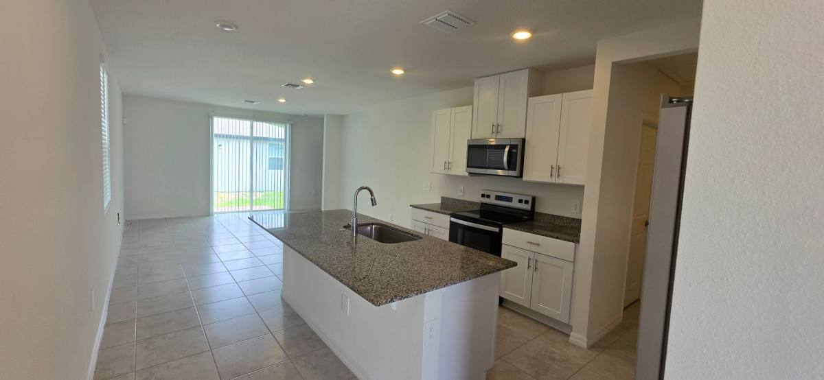 House for rent at 3916 Giorgio Dr, Winter Haven, FL 33884