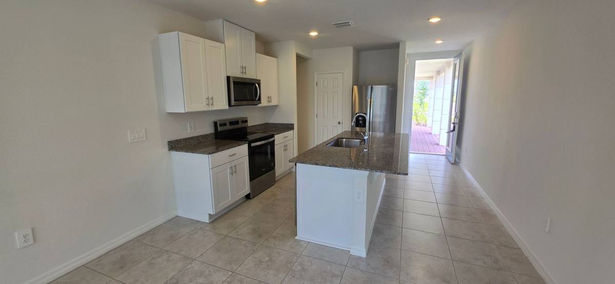 House for rent at 3916 Giorgio Dr, Winter Haven, FL 33884
