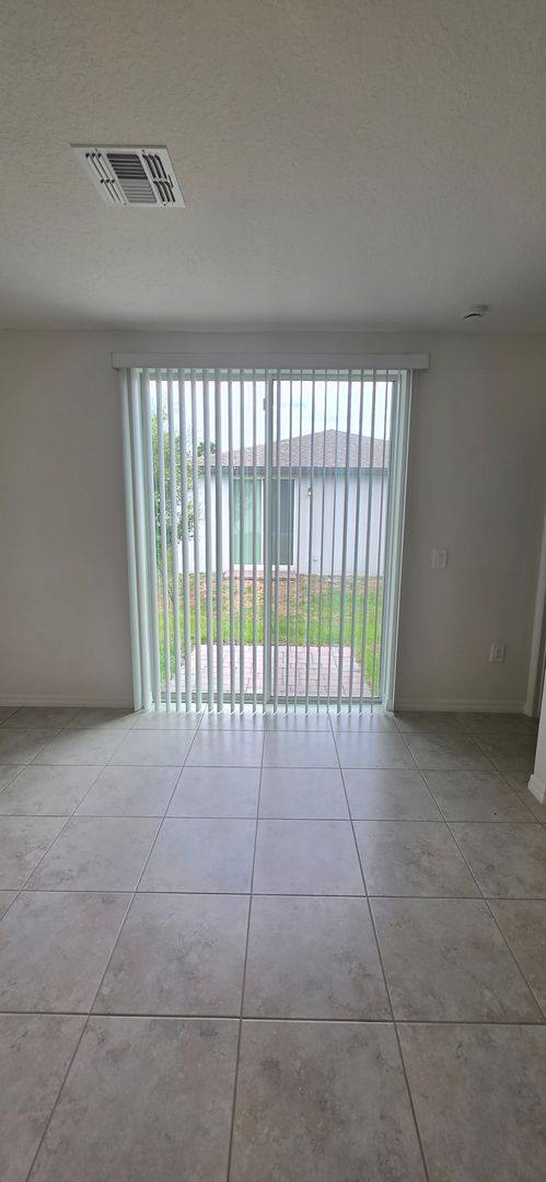 House for rent at 3916 Giorgio Dr, Winter Haven, FL 33884