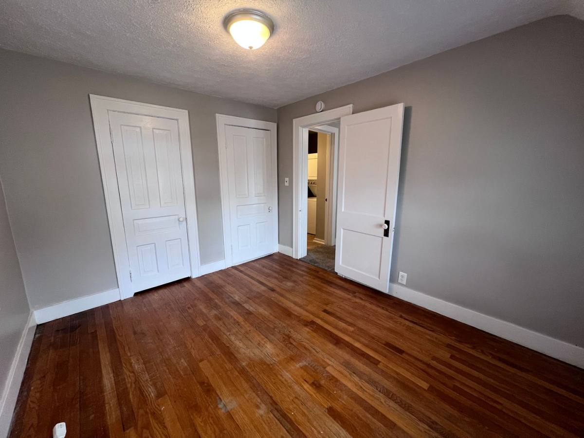 Apartment for rent at 1140 Fremont Ave NW, Grand Rapids, MI 49504