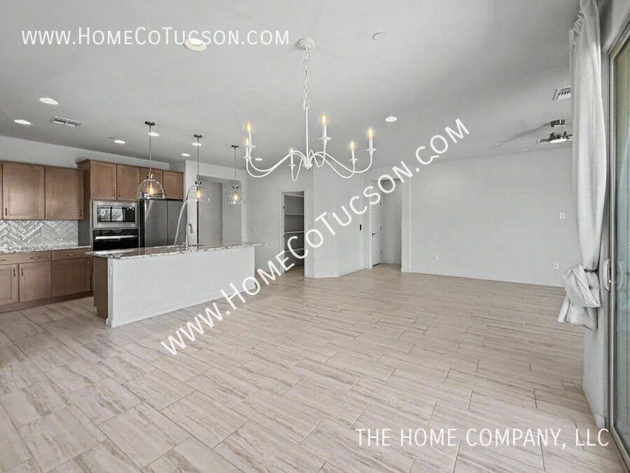 House for rent at 13293 N Sanidine Dr, Tucson, AZ 85755