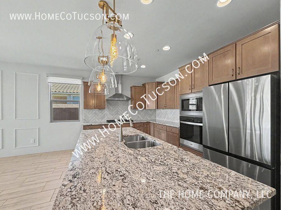 House for rent at 13293 N Sanidine Dr, Tucson, AZ 85755