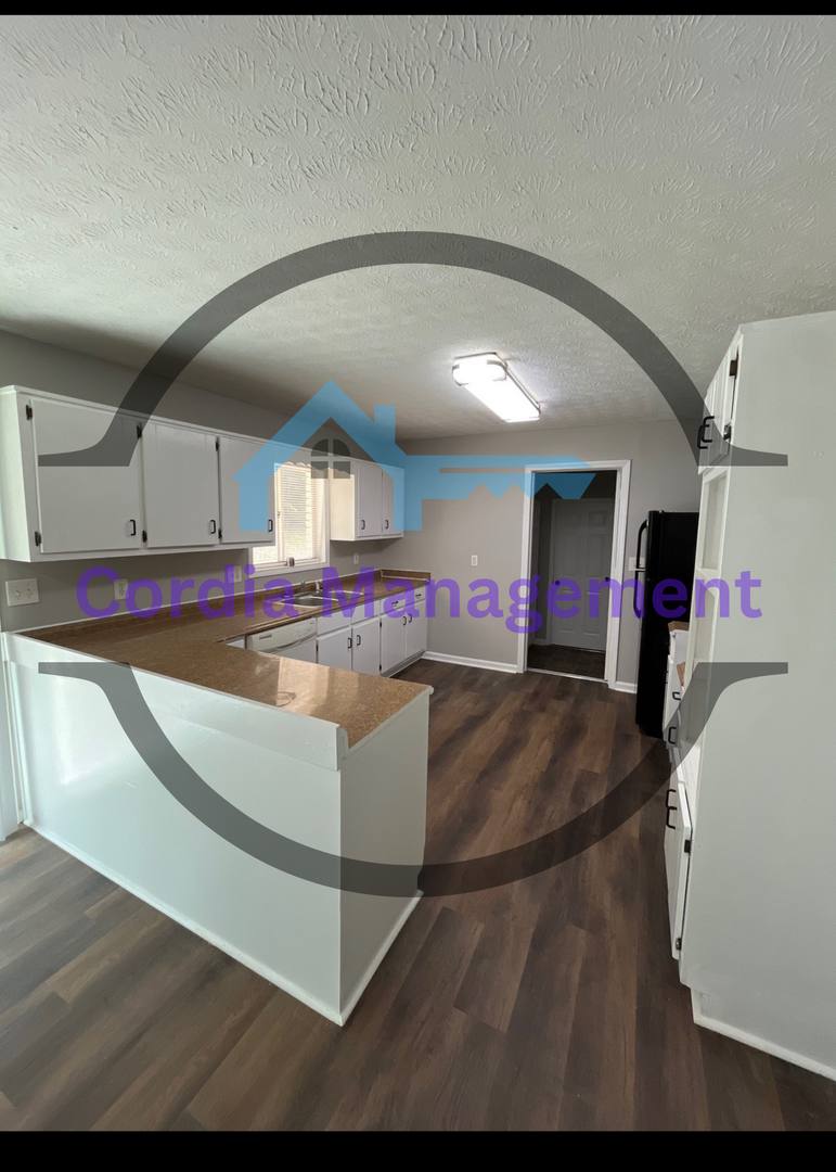 House for rent at 3128 Bouldercrest Rd, Ellenwood, GA 30294
