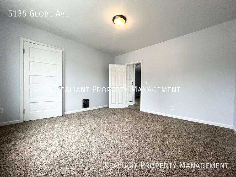 House for rent at 5135 Globe Ave, Cincinnati, OH 45212