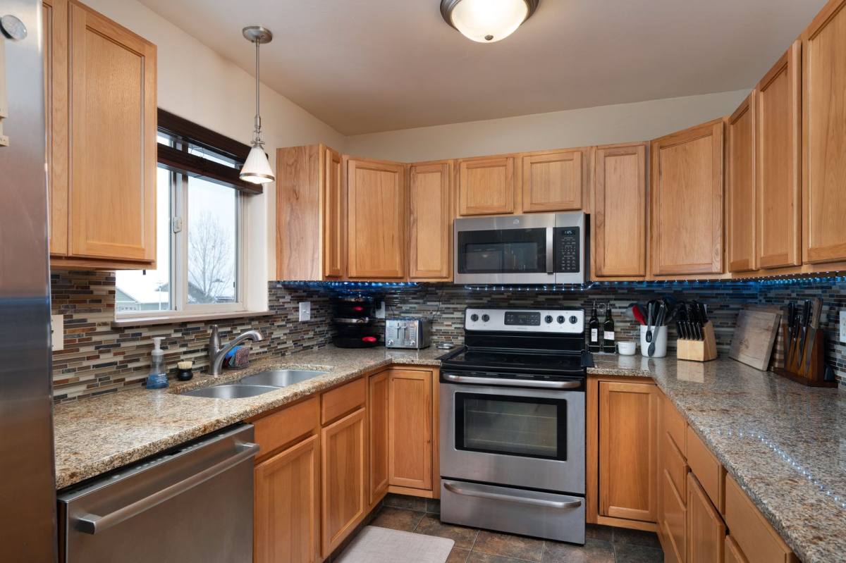 Townhouse for rent at 1132 Cruiser Lane, Bozeman, MT 59719