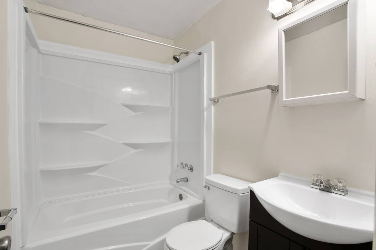Townhouse for rent at 120 Atlantic Ave #8, Easley, SC 29642