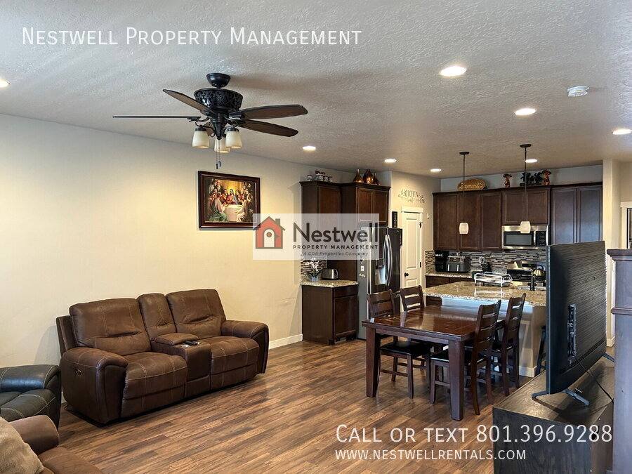 Townhouse for rent at 5696 W Red Ridge Lane, Salt Lake City, UT 84118