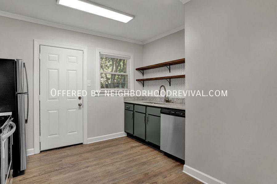 Apartment for rent at 140 S Holmes St, Memphis, TN 38111
